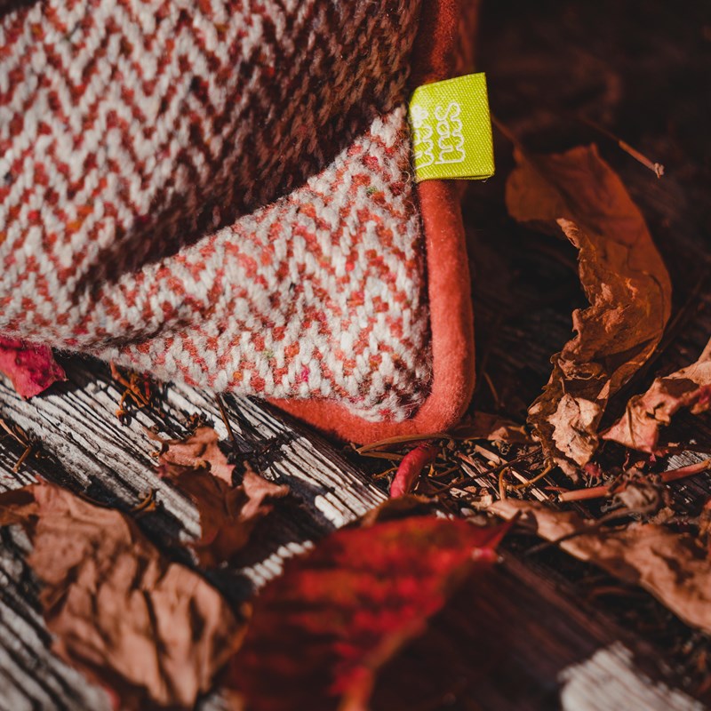 Herringbone cushions in rust handmade by Boeboes.