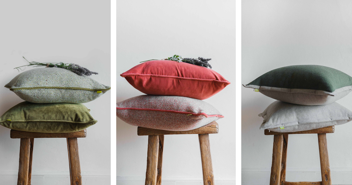 Velvet Christmas cushions to purchase online at Boeboes